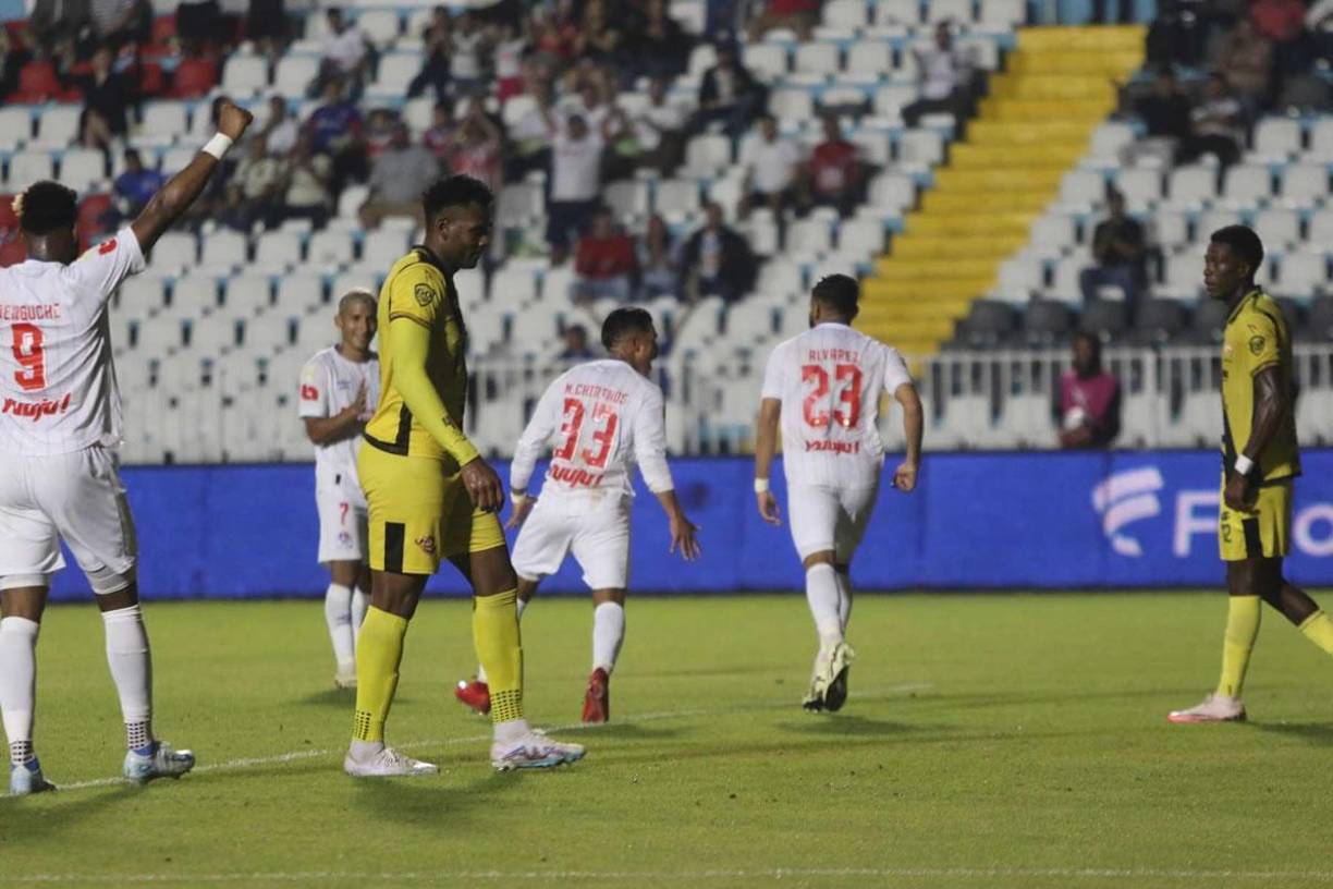 Jorge Álvarez marcó el 2-0 del Olimpia contra el Génesis.