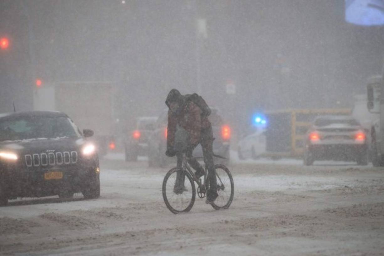 La sensación térmica es de 13 grados a causa de los vientos helados. AFP