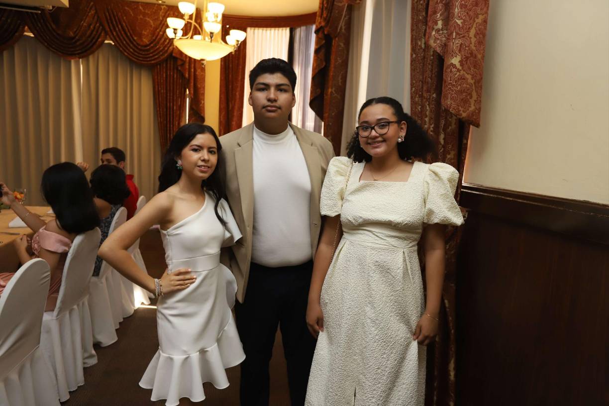 Andrea Argueta, Henry Majano y Lia Murillo