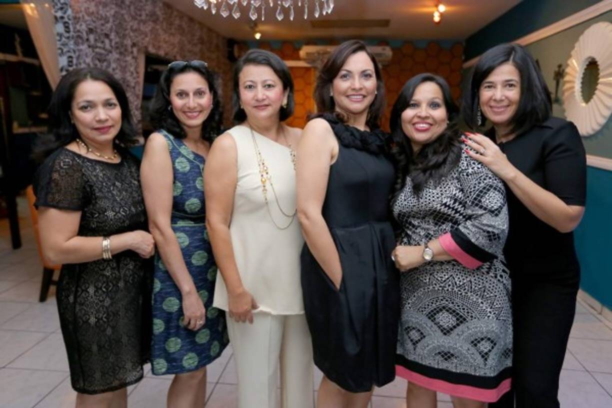 Carla Chinchilla, Natalie Jaar, Martha Castro, Maritza Garrido, Claudia Mancía y Miriam Guzmán.