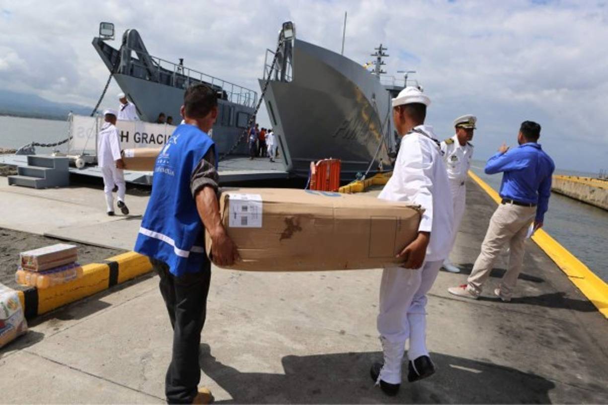 En pocas horas el buque estaba listo para zarpar con la carga.