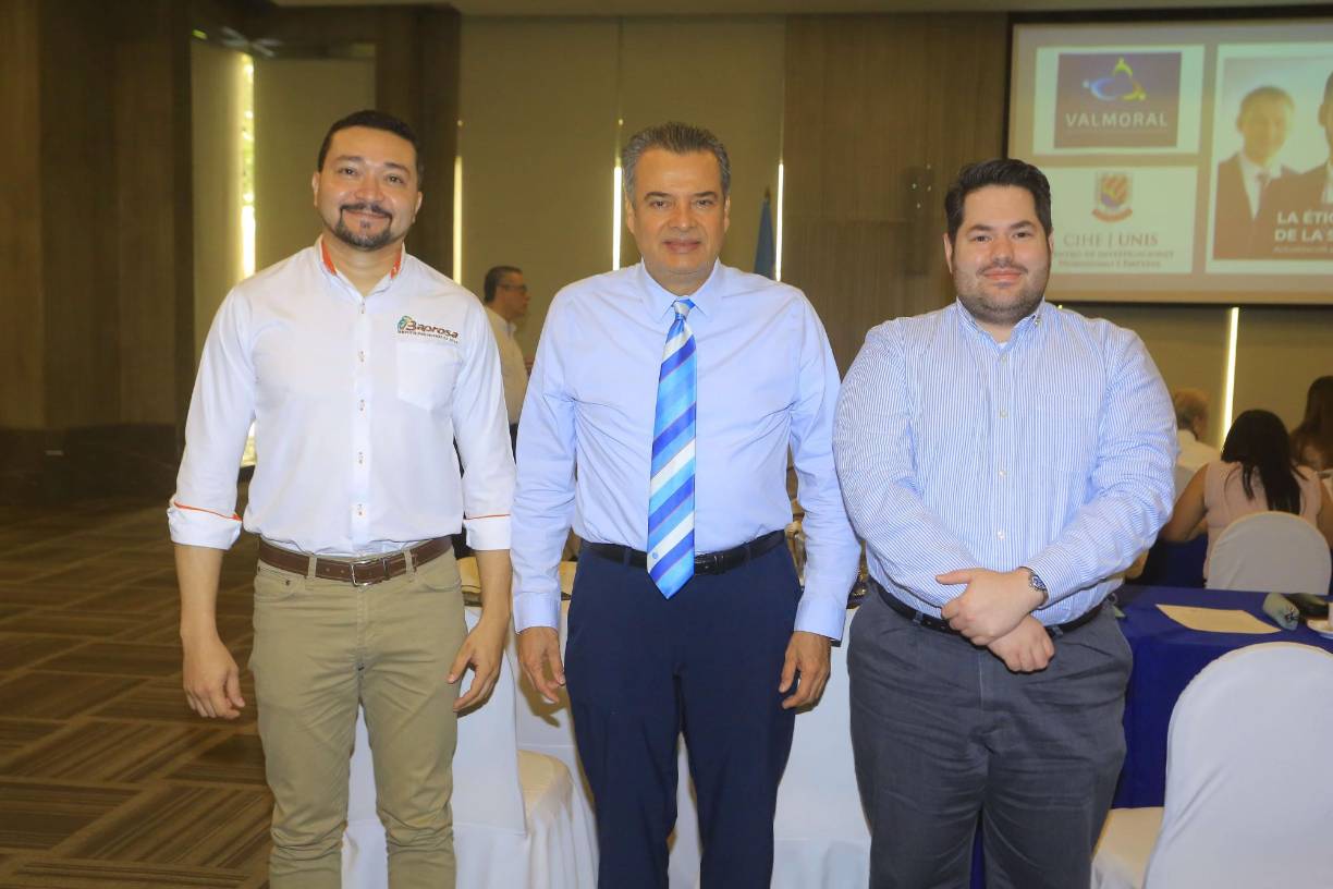 Salomón Paz, Ramón Fuentes y Roger André Valladares