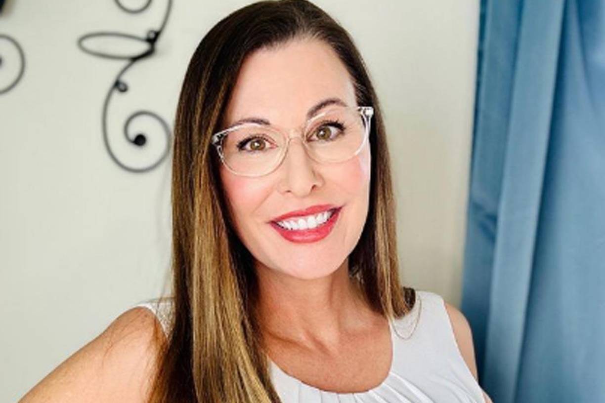 ”Él reconoce lo duro que trabajo y lo difícil que puede ser, pero aprecia que nos ofrece una vida mejor financieramente”, comentó.