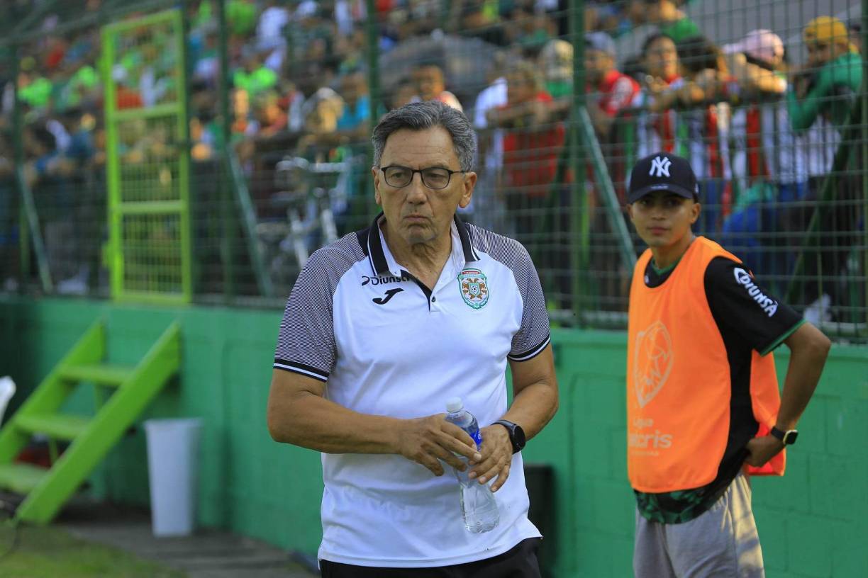 El Doctor Salomón Nazar seguirá como DT del Marathón ya que la junta directiva está satisfecha con el trabajo realizado por el estratega. 