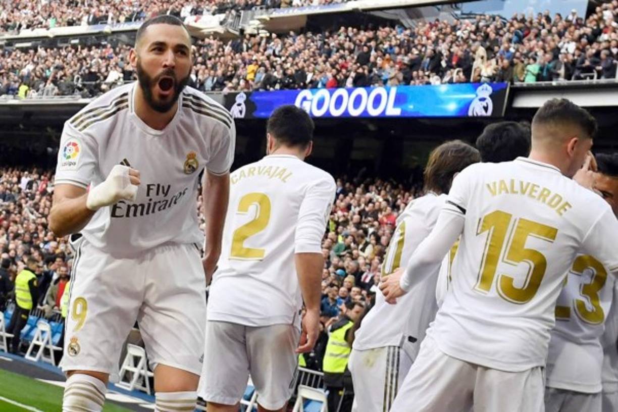 La euforia de Benzema luego de su gol. El francés dio el triunfo al Real Madrid.