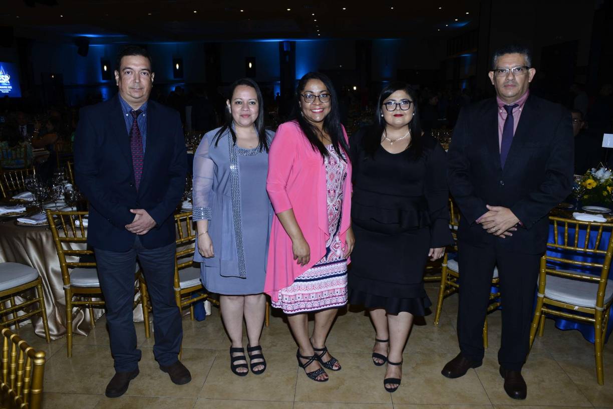 Hugo Sabillón, Fanny Torres, Berys Ortez, Neida García y Jeffrey López