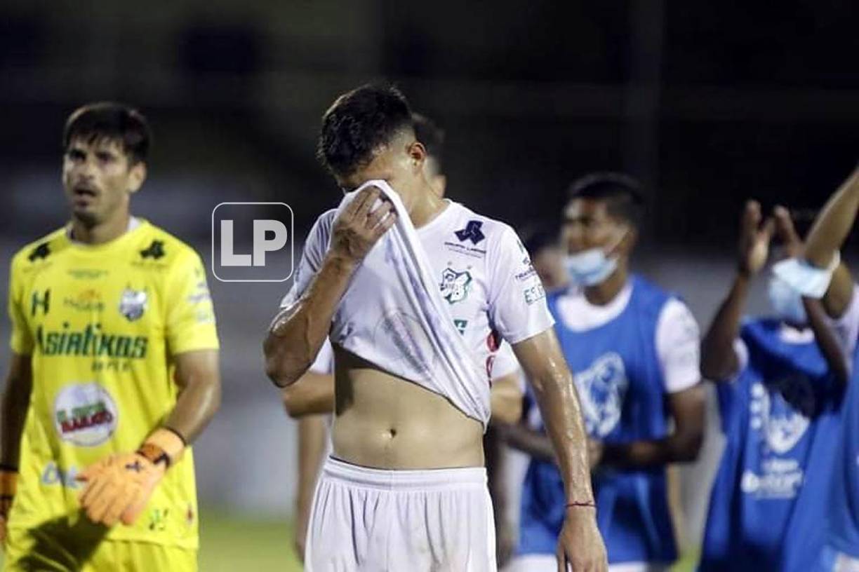 El rostro de los jugadores del Platense fue de tristeza tras no poder ganarle al Honduras Progreso.