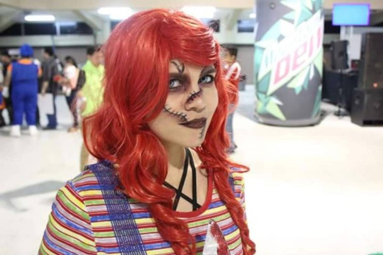 Dentro del mundo del anime el artel del cosplay es una subcultura en la que las personas encarnan a su personaje favorito para darle vida. En el Anime World Convention, en Honduras, se puede disfrutar de la creatividad de quienes disfrutan de hacer cosplay.