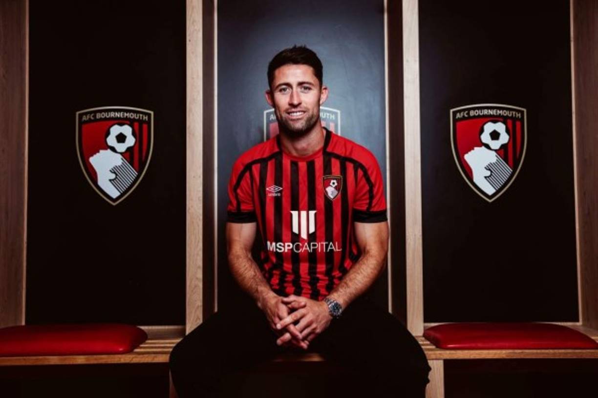 El Bournemouth ha fichado a Gary Cahill como agente libre. El veterano central inglés firmar por una temporada, tras pasar las dos últimas en el Crystal Palace. Atrás quedan las siete temporadas consecutivas que disputó en las filas del Chelsea. Ahora, a sus 35 años, competirá en la Championship con uno de los candidatos al ascenso a la Premier League.