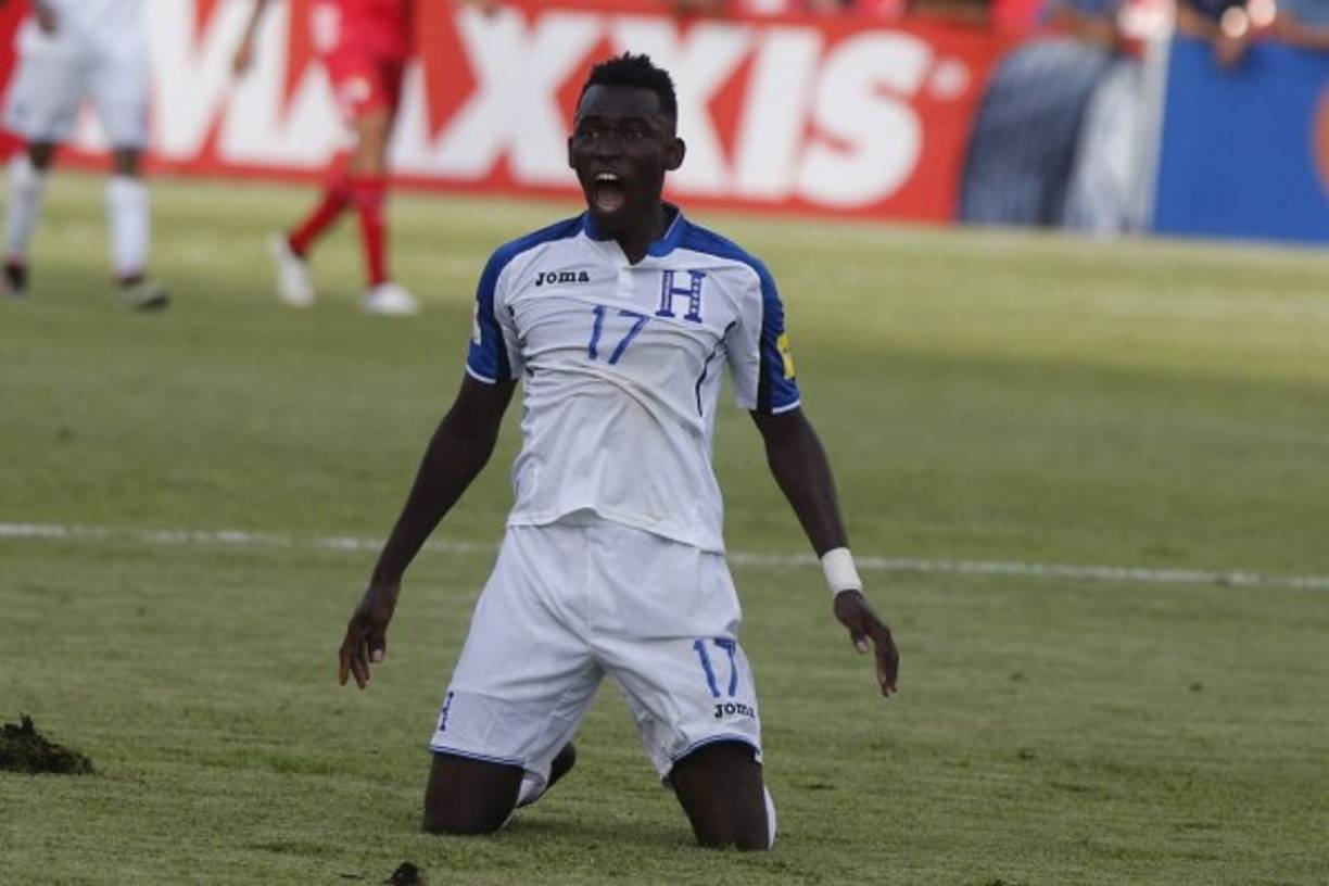 Alberth Elis no tuvo el mejor de los juegos ante los canaleros por lo que tendrá su revancha este martes ante los caribeños. Va de inicio.