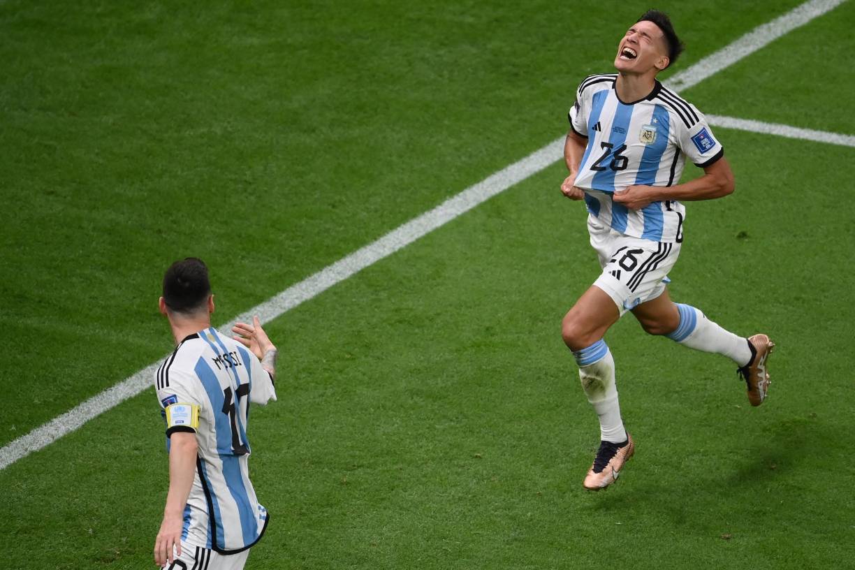 Nahuel Molina estará como lateral derecho.