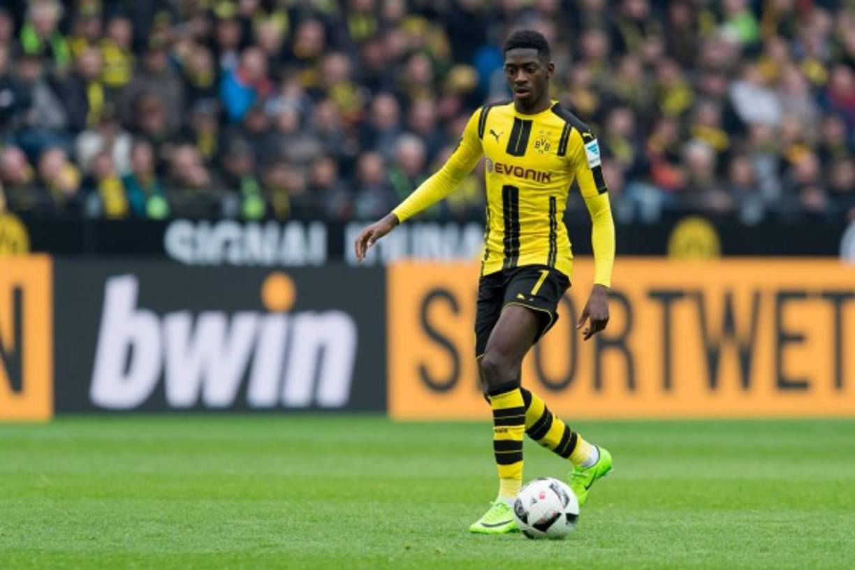Osumane Dembelé: El joven de 20 años que terminó su primera temporada con el Borussia Dortmund con un rendimiento excepcional. Dembélé ha marcado diez goles y firmado 20 asistencias en 49 partidos con el equipo alemán.