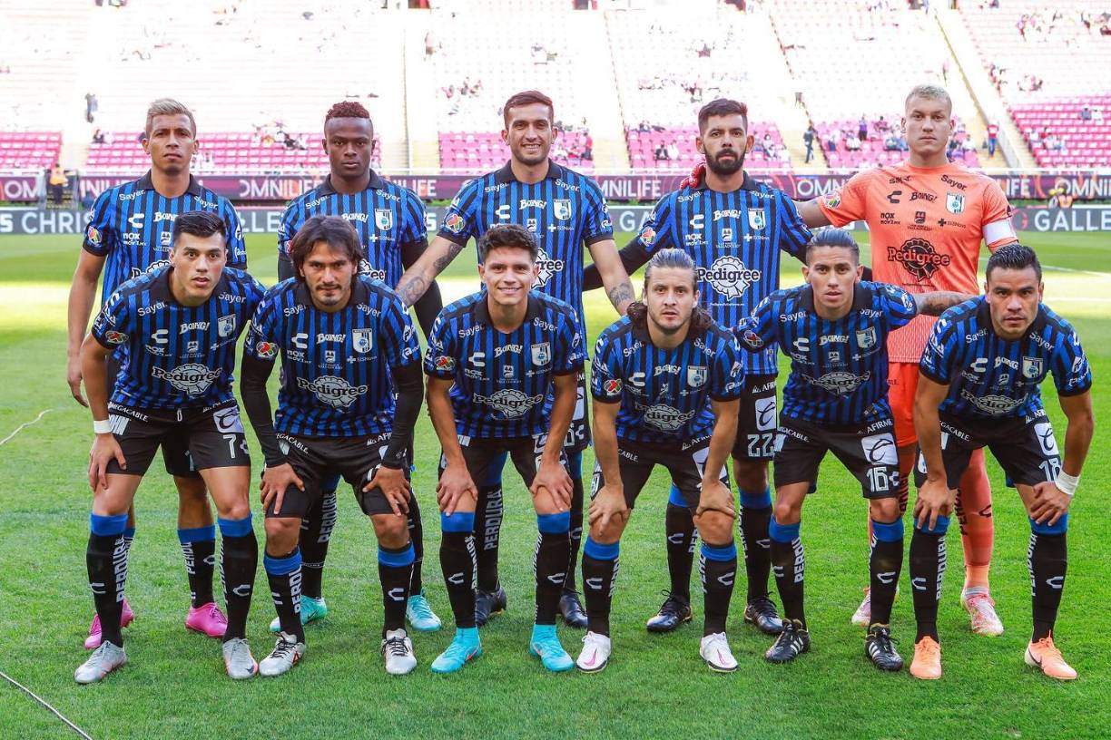 El equipo cambia de dueño. Jorge Alberto Hank recupera a Gallos y tendrá un plazo (junio 2023) para vender la franquicia. El club jugará a puerta cerrada, ya sea en Querétaro -en la misma Corregidora- o fuera durante un año; el plazo podría ser menor si se vende la franquicia en junio. 