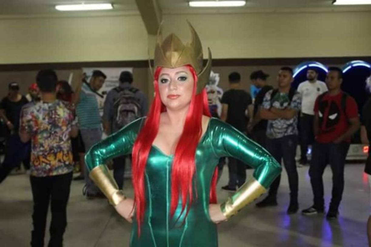 En el Anime World Convention se realiza una concurso para elegir al mejor cosplayer.