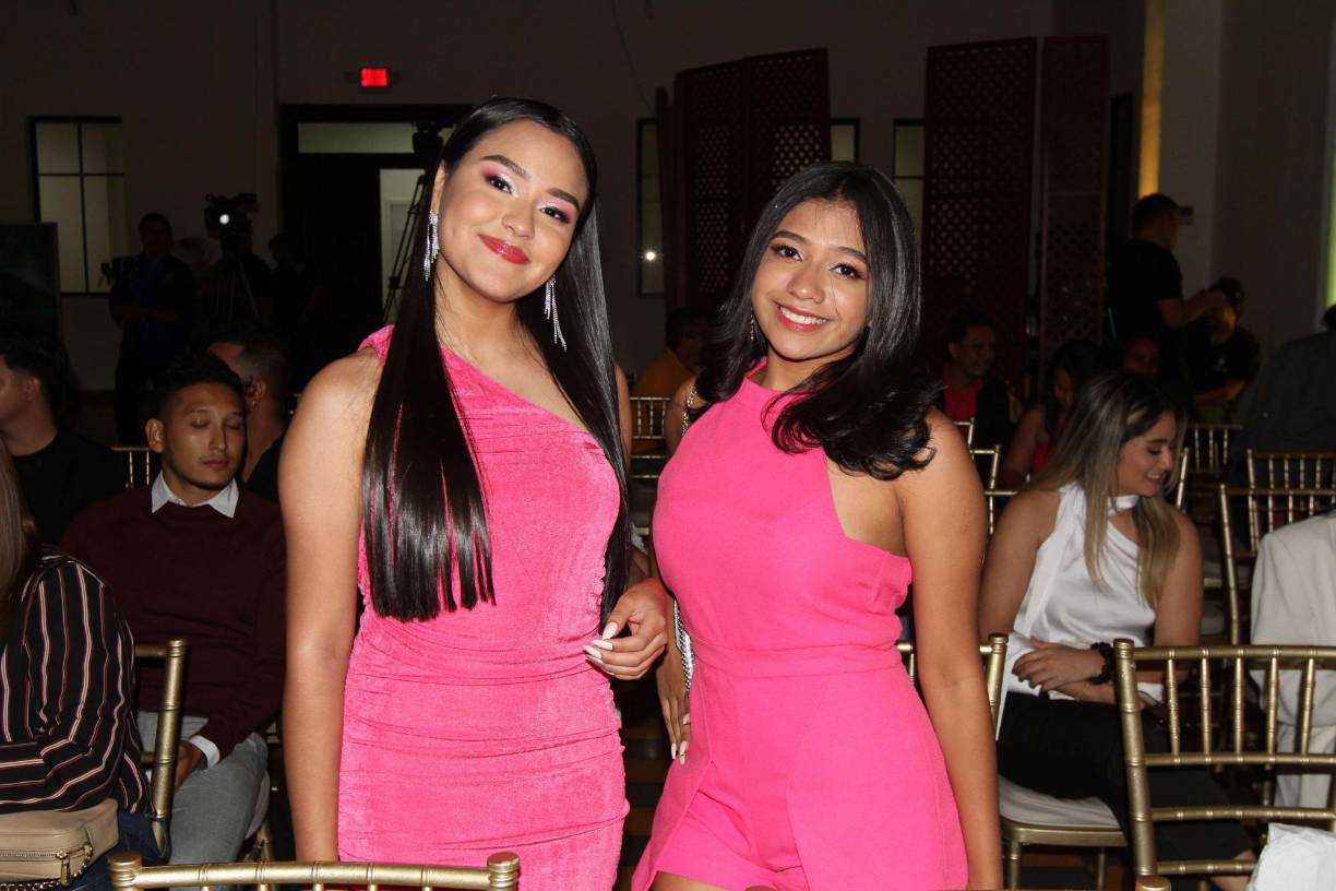 Jaylyn Flores y Natalie López