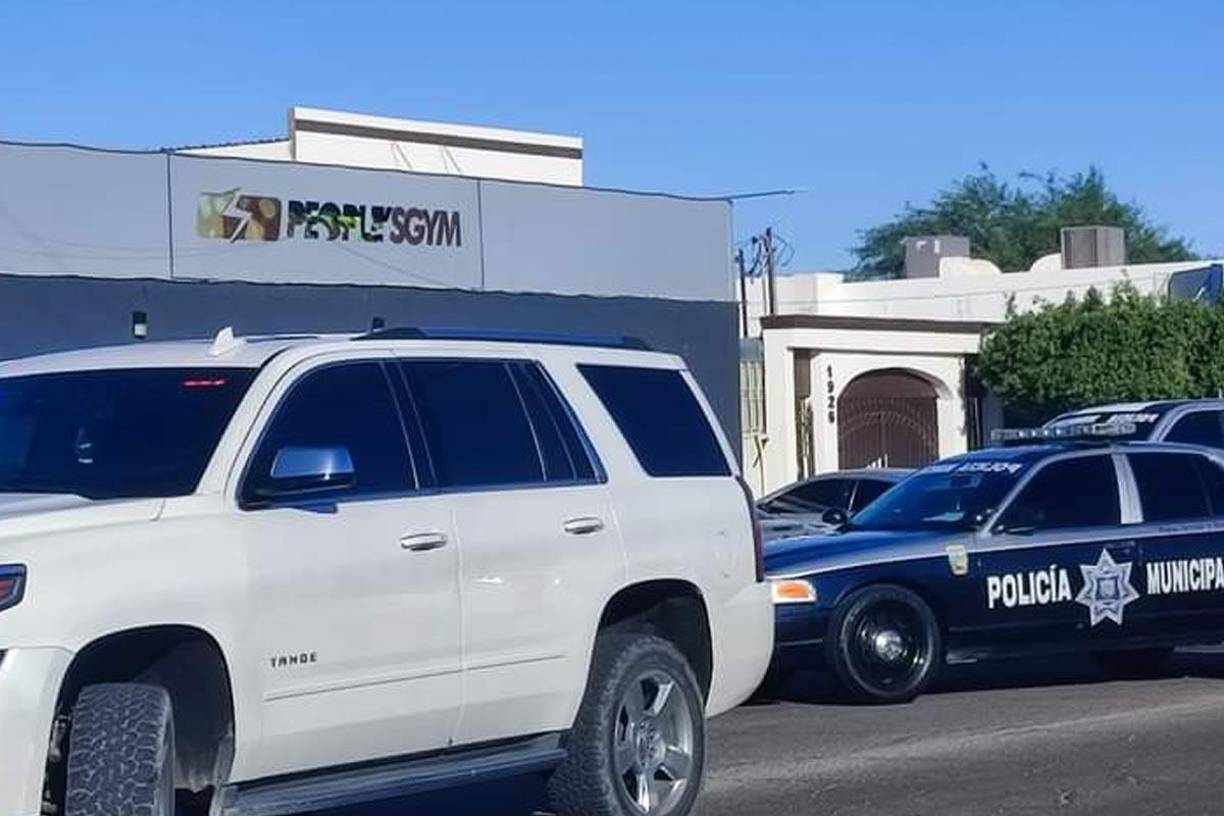 Daniel Hurtado, fue comandante de la Policía Municipal en Álamos y posteriormente Director Operativo de la Policía Municipal en San Luis Río Colorado, cargo este último, del que fue sustituido por su presunta vinculación con la delincuencia organizada. 