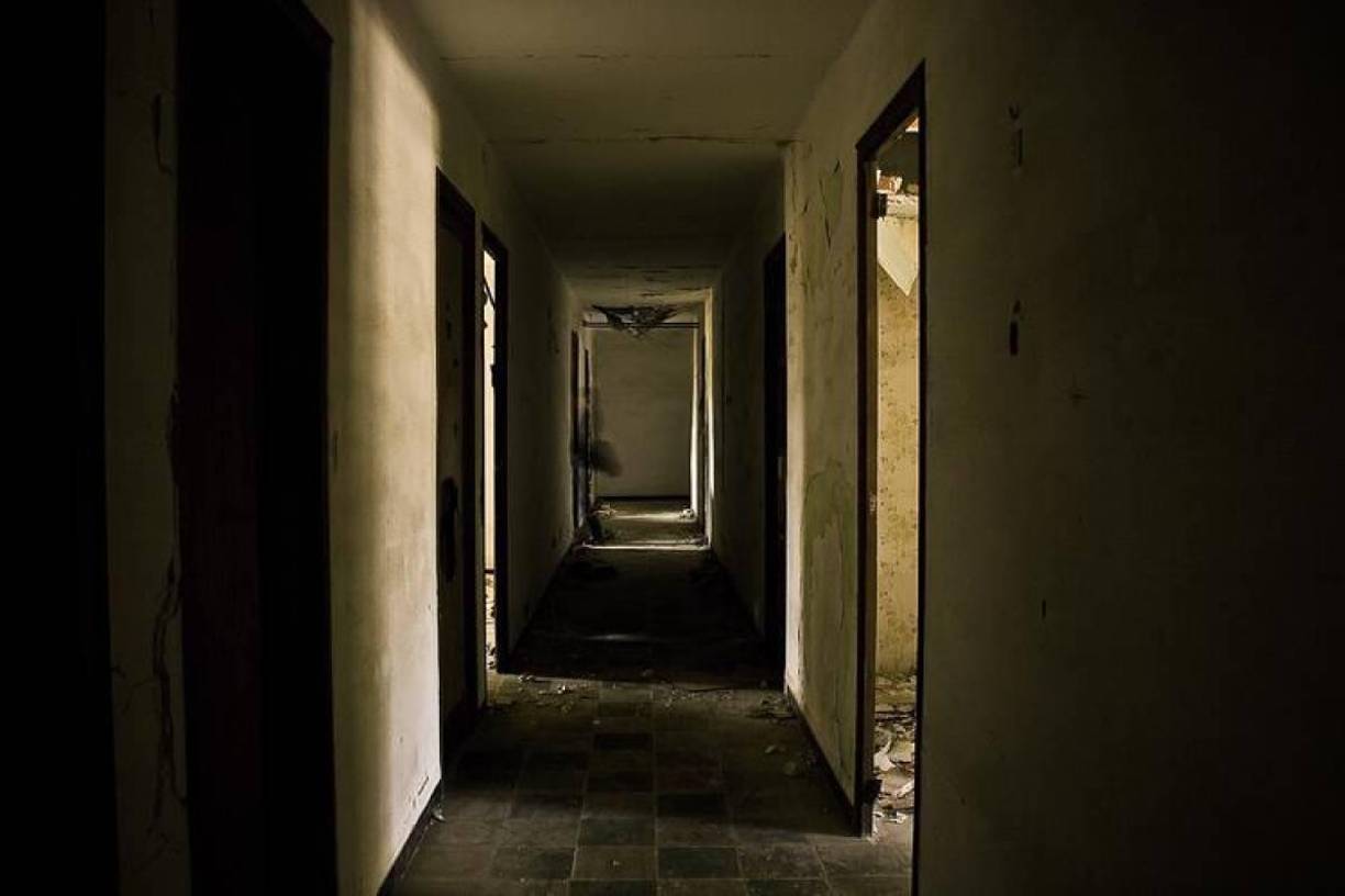 “Los próximos pasos del proyecto están en suspenso, ya que el grupo sigue trabajando en cuestiones de permisos”, ha explicado uno de los portavoces de la empresa de Cristiano Ronaldo a The Sun.