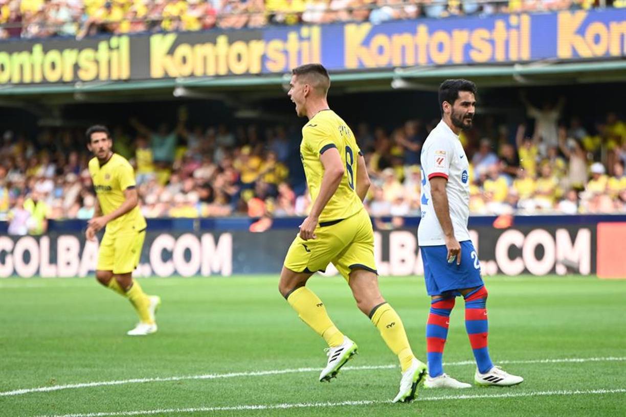 Sin embargo, minutos después Juan Foyth (25) de cabeza acortó distancias para el Villarreal. 