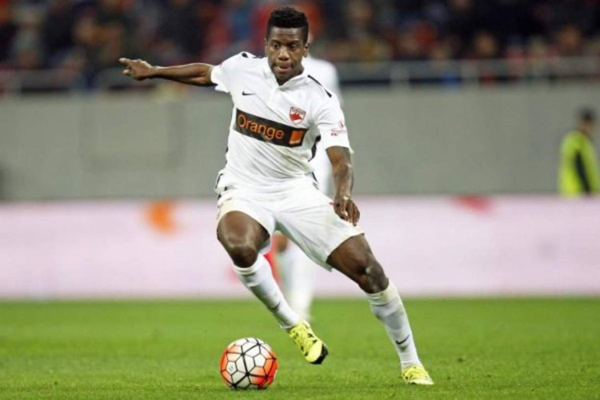 6 de mayo de 2016: el mediocampista camerunés Patrick Ekeng, del Dinamo de Bucarest, muere en un hospital de la capital rumana tras un ataque cardíaco, apenas siete minutos después de haber saltado al césped, en un partido del campeonato nacional.<br/>