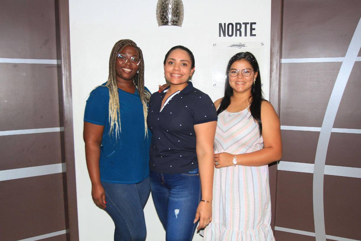 Jackeline López, Johanna Euceda y Daniela Meza
