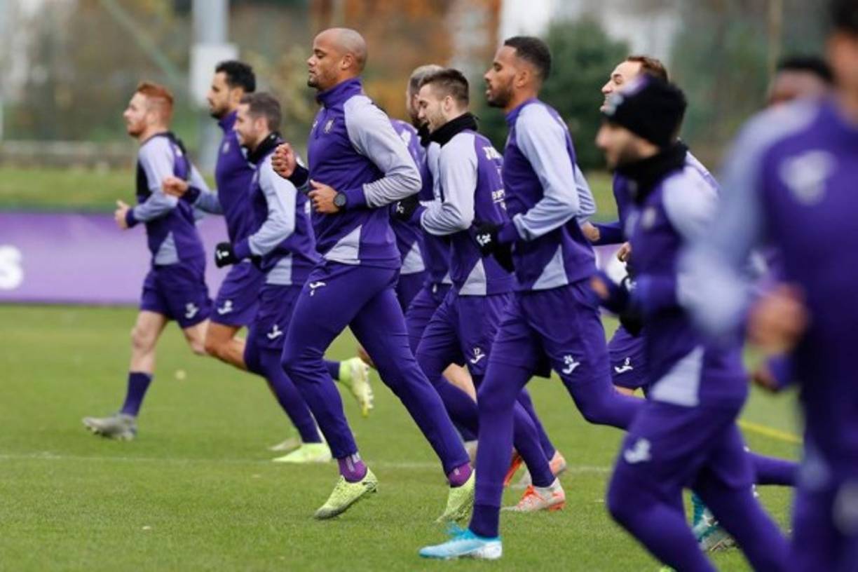 El Anderlehct de Bélgica es otro de los clubes que se interesó en el presente 2020 en el fichaje de Alberth Elis. En el equipo belga participa el hondureño Andy Nájar y pudo haber sido compañero de La Panterita, al final las negociaciones se vinieron abajo.