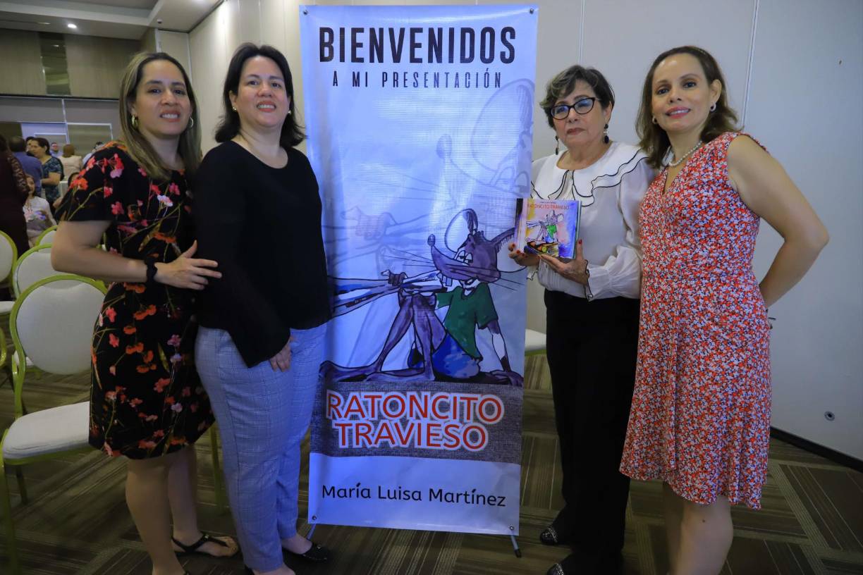 La escritora hondureña creó una nueva obra perteneciente al género narrativo, en la cual se relata la historia de un ratón, que realiza sus travesuras en una casa a la que llega. El cuento es el resultado de una “anécdota jocosa”, según cuenta su hija Gabriela Ramos. Vale destacar que el estilo es ameno y sencillo, ideal para que niños que recién empiezan a leer, así como los más grandes puedan leerlo y disfrutar de una obra sana y divertida. En la foto: Alessandra Ramos, Gabriela Ramos, María Luisa Martínez y Francis Ramos 