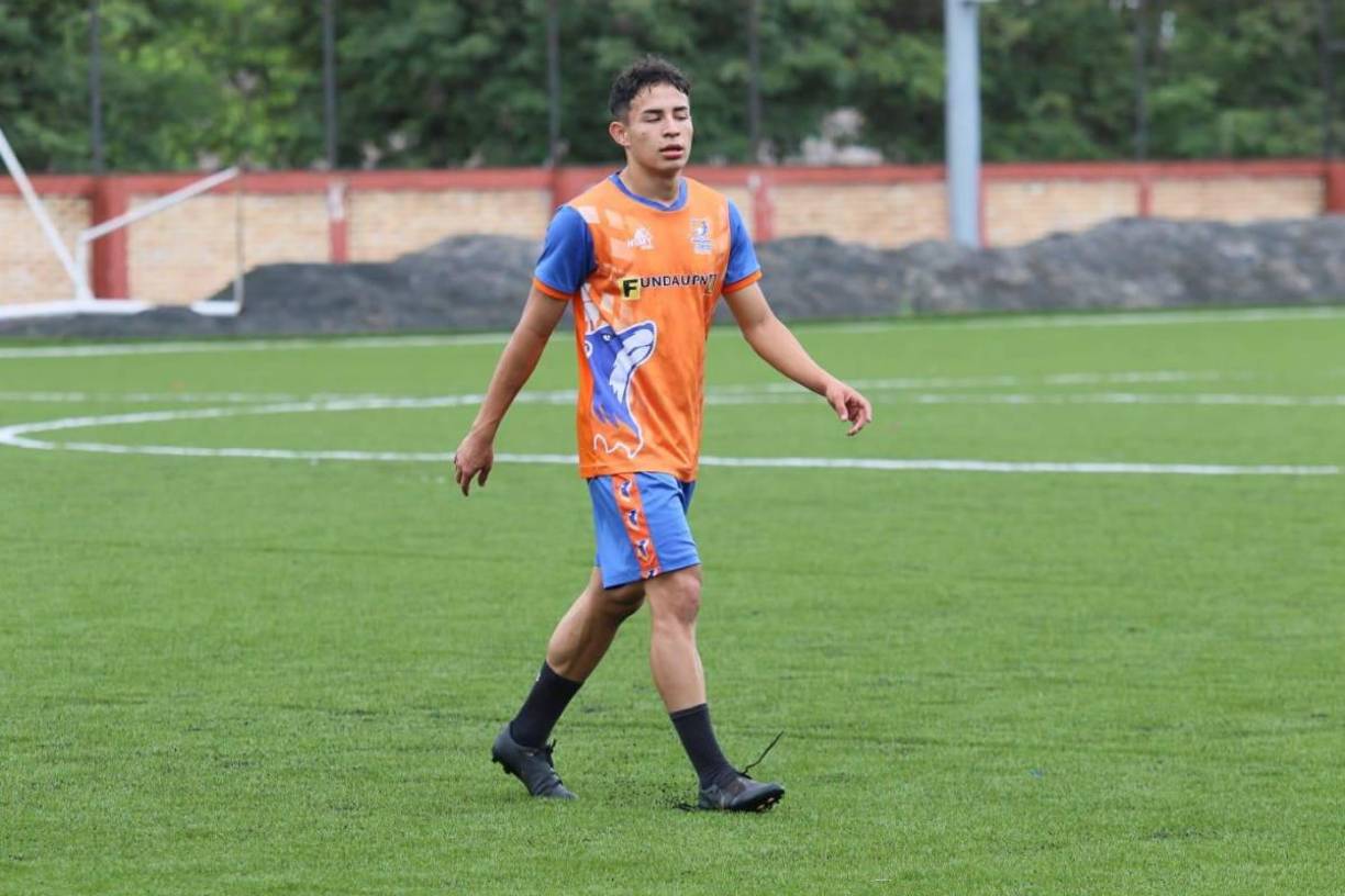 Jefryn Macías es otro jugador que Troglio ha pedido en Olimpia, sin embargo, el jugador tiene contrato con UPFM.