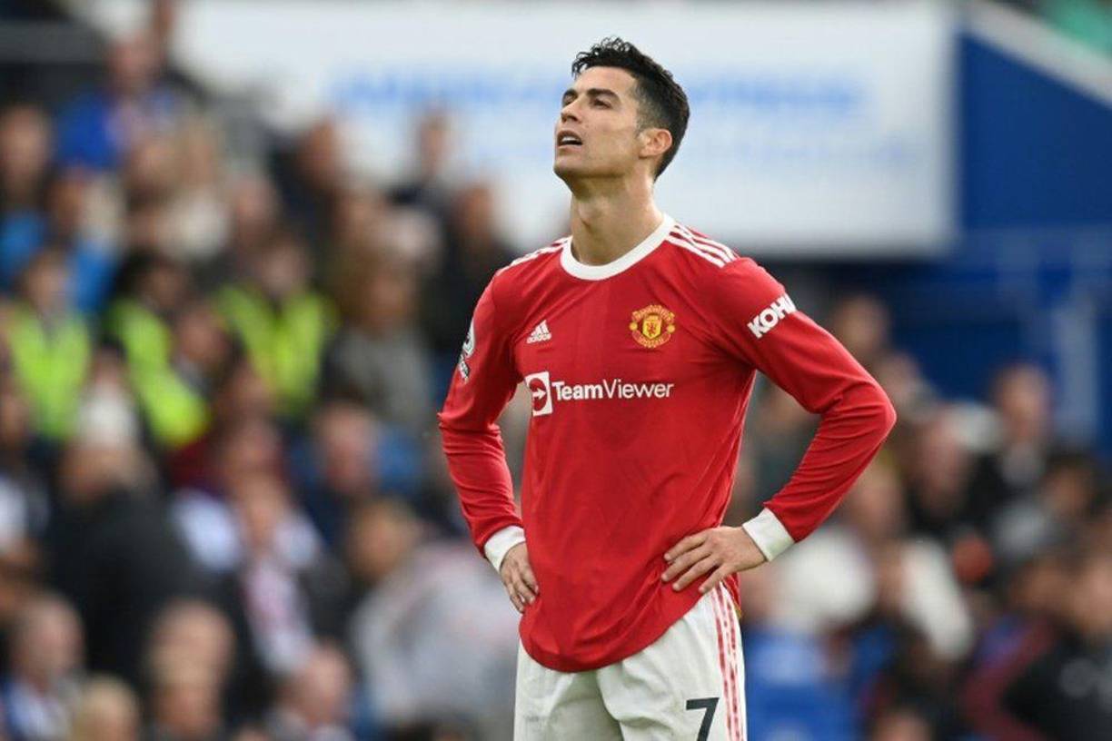 Tras rescindir su contrato con Manchester United, en Inglaterra insisten que CR7 podría terminar la temporada en el Real Madrid. 
