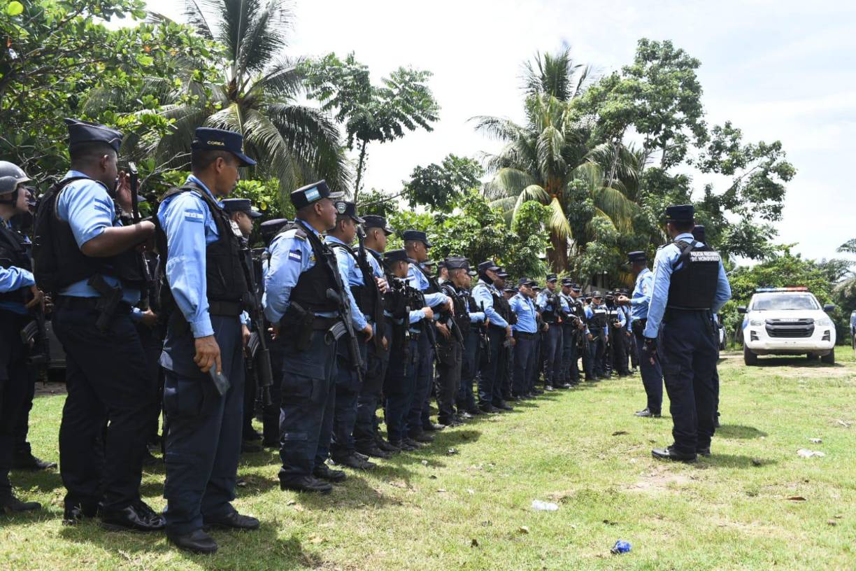 La Policía Nacional instaló un destacamento permanente en la aldea Crique Las Marías de Tela, Atlántida, donde se registró la desaparemiento de 23 personas por problemas de narcotráfico, según la Policía.