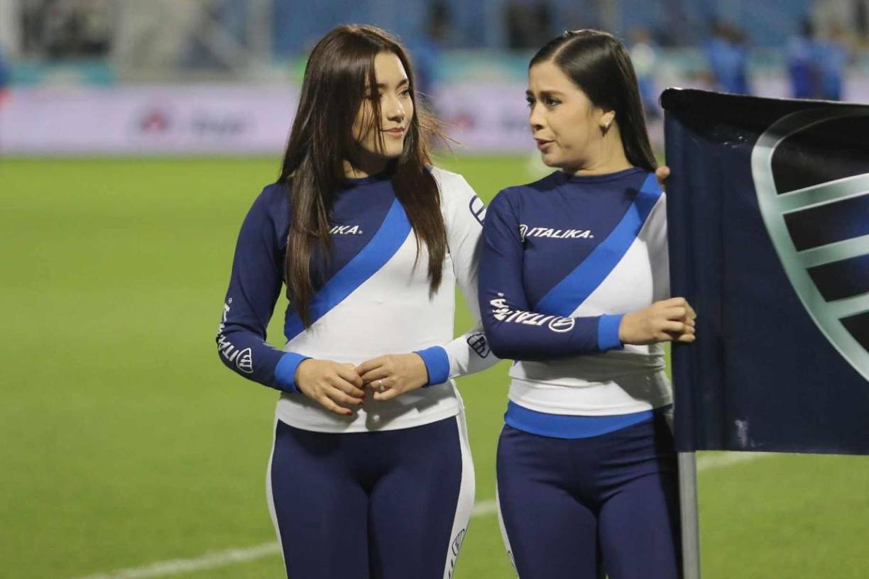 Estas bellas chicas se robaron las miradas en los alrededores del Nacional Chelato Uclés.