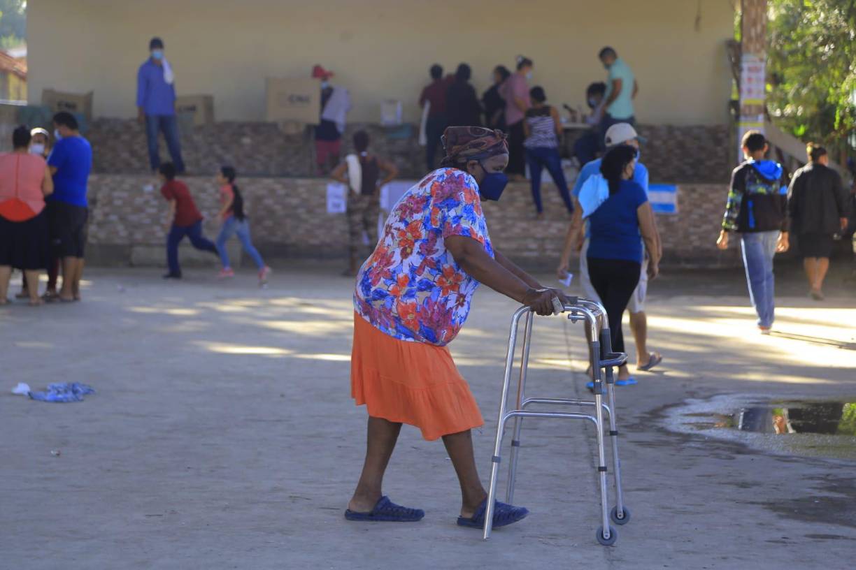 Su discapacidad física no les impide a estos hondureños ejercer el voto este 28 de noviembre