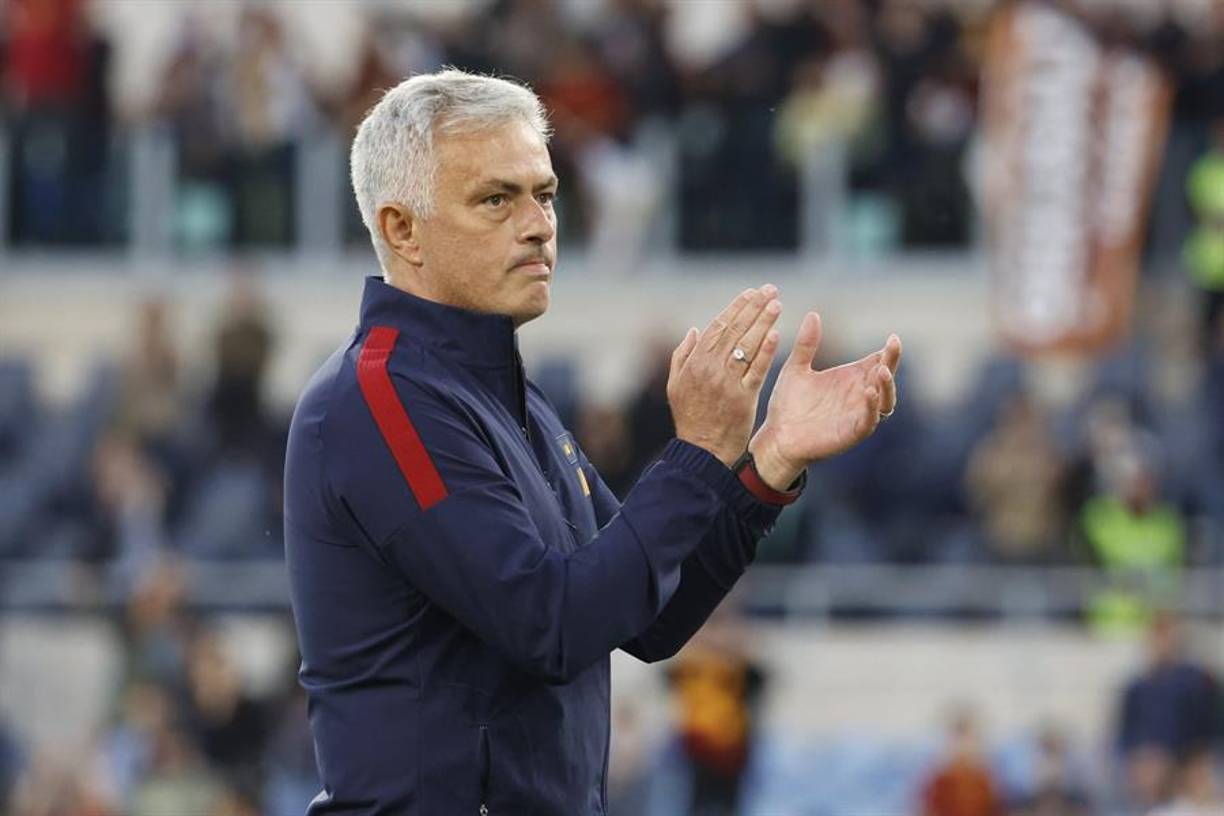 Mourinho sobre los vínculos con el PSG: “Si me buscan no me han encontrado porque no me han hablado”.