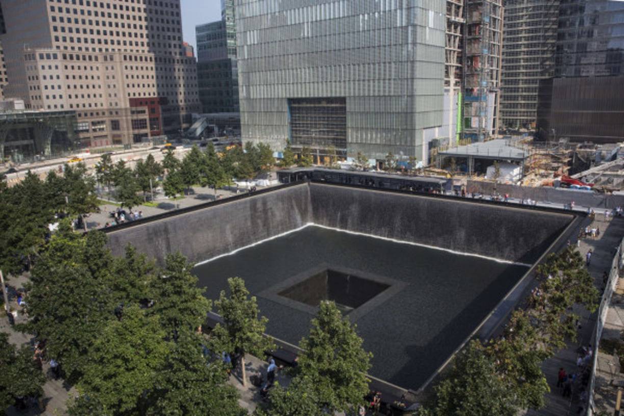 Toma del memorial construido en la 'Zona Cero' en honor a las víctimas del 11-S.