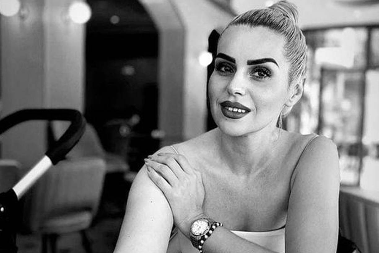  El agresor filmó y transmitió en directo el momento en el que asesinó a su exesposa con un disparo a la cabeza. 