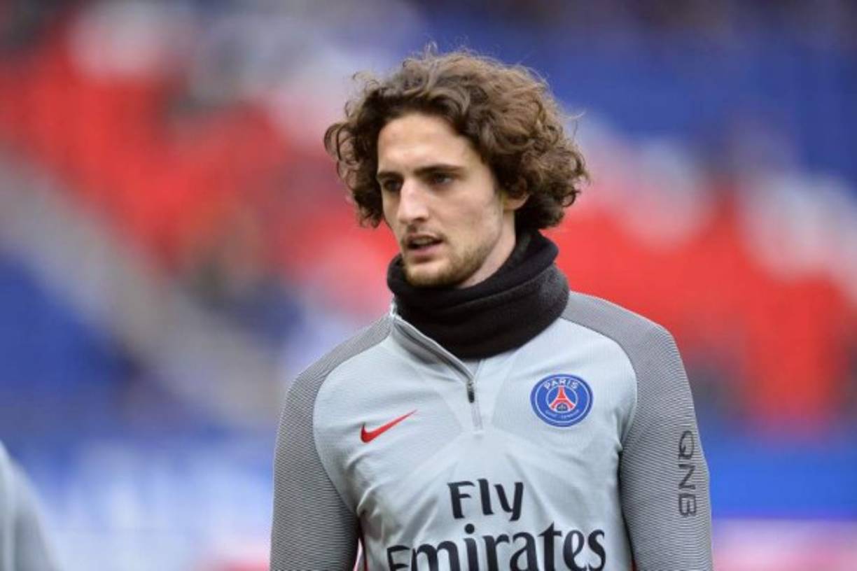 Rabiot: Al futbolista se le vence su contrato en junio del 2019 con PSG y de momento no se ha sentado a negociar con el club galo.