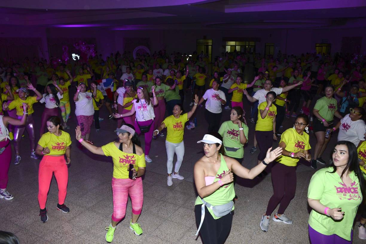 El público disfrutó de principio a fin de la actividad solidaria. 