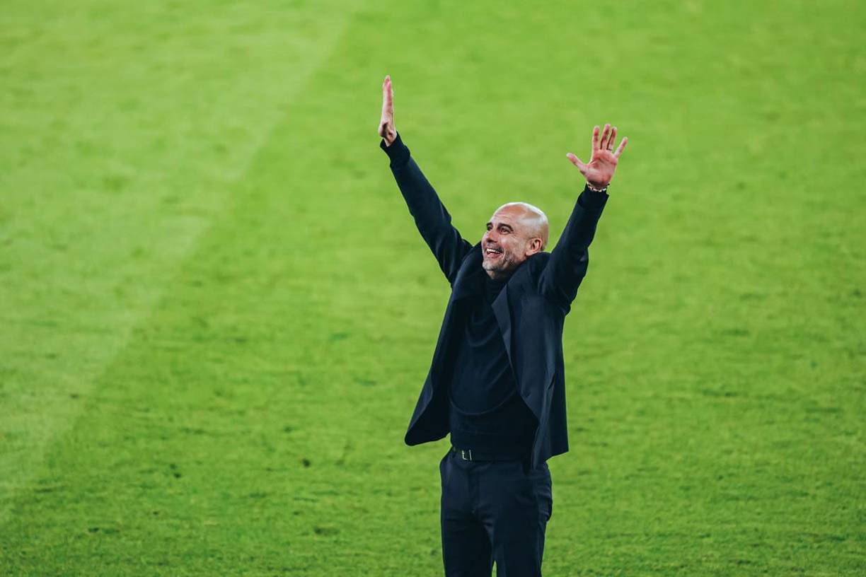 Pep Guardiola celebró muy eufórico la clasificación del Manchester City a la final de la Champions League.