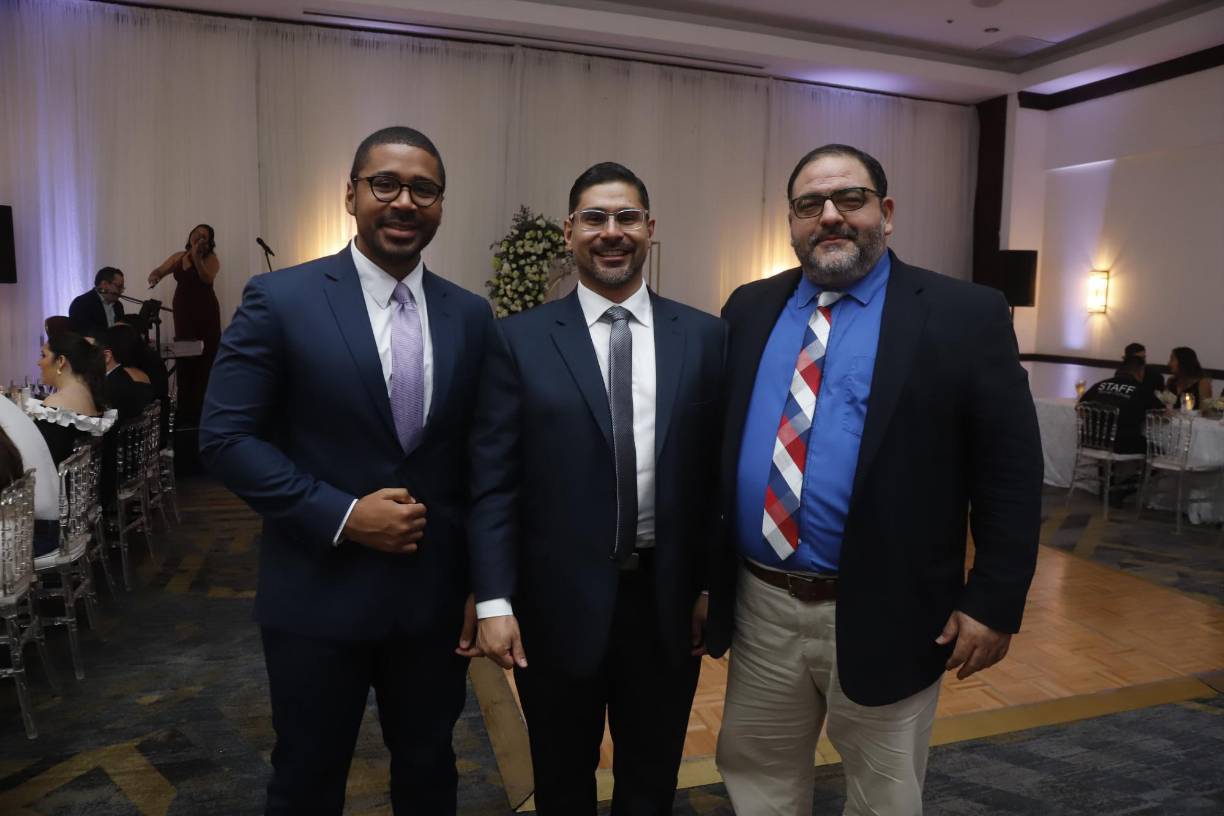 Leonardo Álvarez, Ivan Jovel y Jesús Aguilar