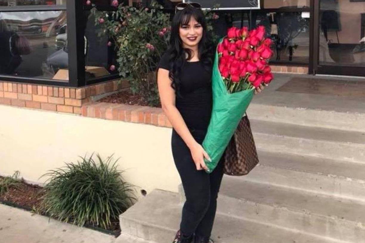 La joven <a href="https://www.laprensa.hn/fotogalerias/sucesos/hondurenos-asesinados-texas-eeuu-sonia-guzman-hijo-daniel-mejor-futuro-sueno-apagado-HD13234939#image-1">hondureña Sonia Guzmán </a>y su hijo Daniel, de ocho años, fueron acribillados el 29 de abril de 2023 junto a tres personas más por su vecino en el condado de Jacinto, Texas, Estados Unidos. El crimen ocurrió tras un reclamo por disparos al aire y ha consternado a la comunidad hondureña e hispana de la zona.