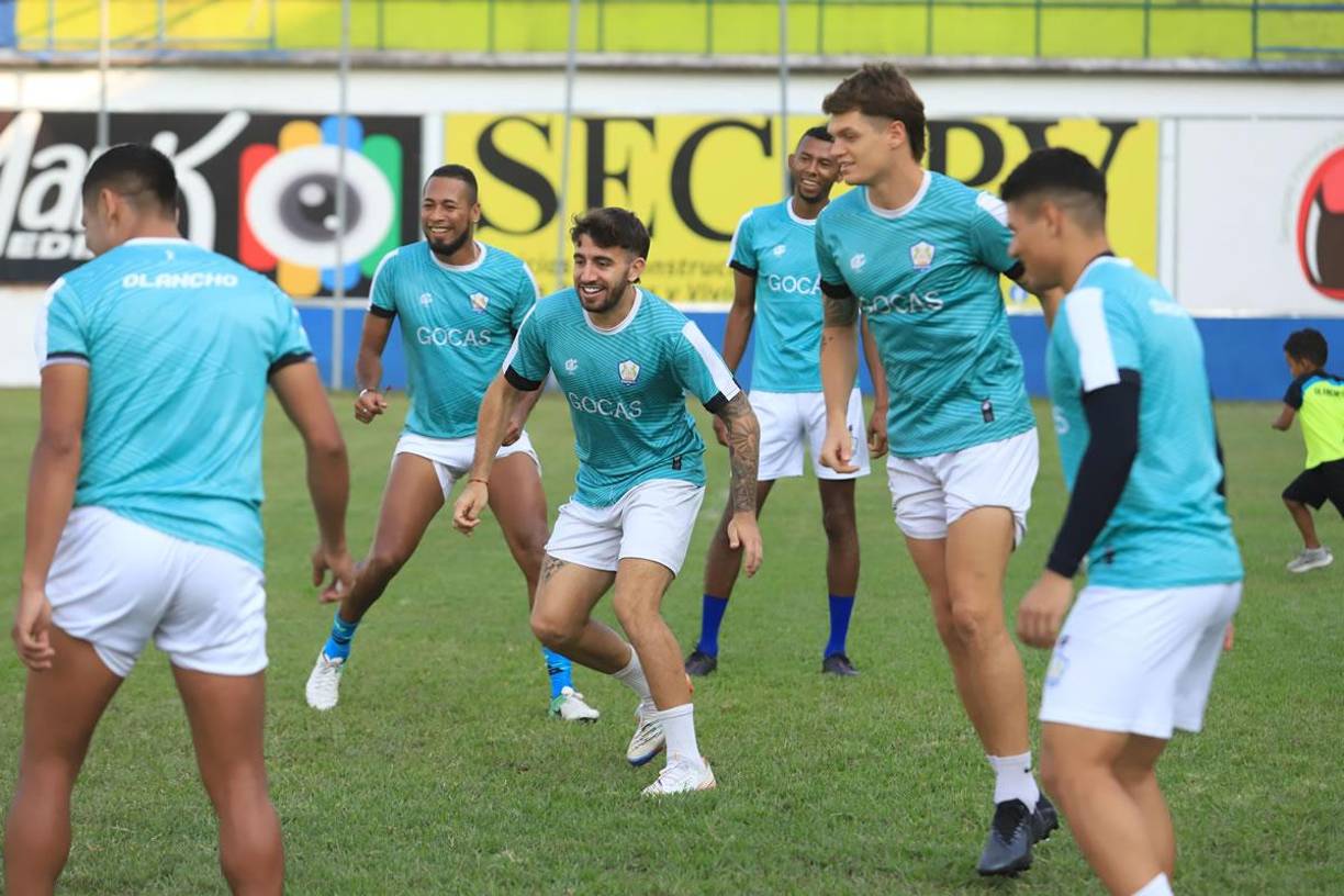 Risas y un ambiente de primera en la concentración del Olancho FC.