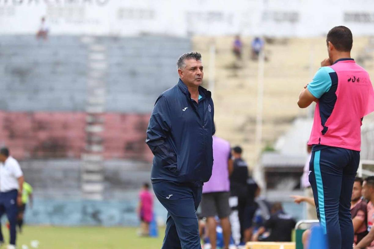 Diego Vázquez tuvo una tarde tranquila en La Ceiba y sumó su quinto triunfo del Torneo Apertura 2024.