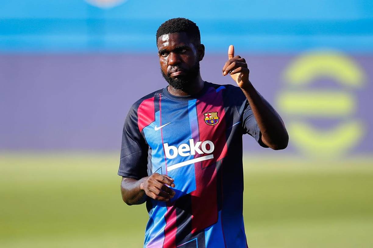 Samuel Umtiti sigue sin encontrar equipo a pesar de que el FC Barcelona está dispuesto a colaborar dándole la carta de libertad y cediéndole pagando parte de la ficha. El central francés ha recibido interés de algún equipo italiano y turco, al igual que del Olympiakos pero, de momento, nada se ha definido. Mientras tanto, el defensa galo está intentando regresar al Olympique de Lyon, convencido que es el ecosistema ideal para que recupere su juego.