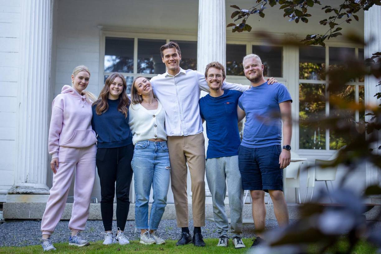 Esta producción fue financiada por crowdfunding, producido el año pasado y comprado en estudios para su distribución. Después de una fuerte carrera en festivales, aterrizó en Saban para su distribución en los cines de EUA y en Digital. El cineasta y el elenco noruego son nombres aparentemente nuevos, incluso fuera del mercado norteamericano, por lo que este no es un caso en el que la película y sus creadores fueran súper convencionales en casa antes de dar el salto a los mercados internacionales. 