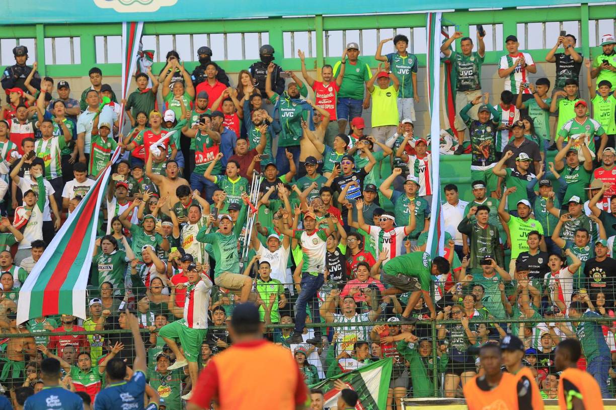 Los aficionados del Marathón le dieron el apoyo a su equipo de principio a fin.