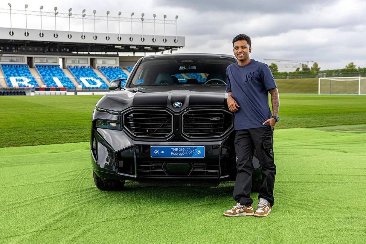 Rodrygo Goes - BMW XM (653 CV, con un precio de 179.900 euros).