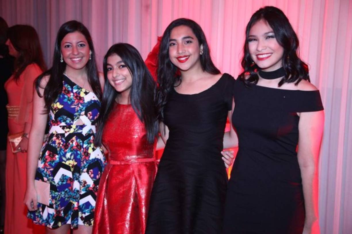 Isabella Segebre, Joamy Mata, Samra Awwad y Margie Villalta.