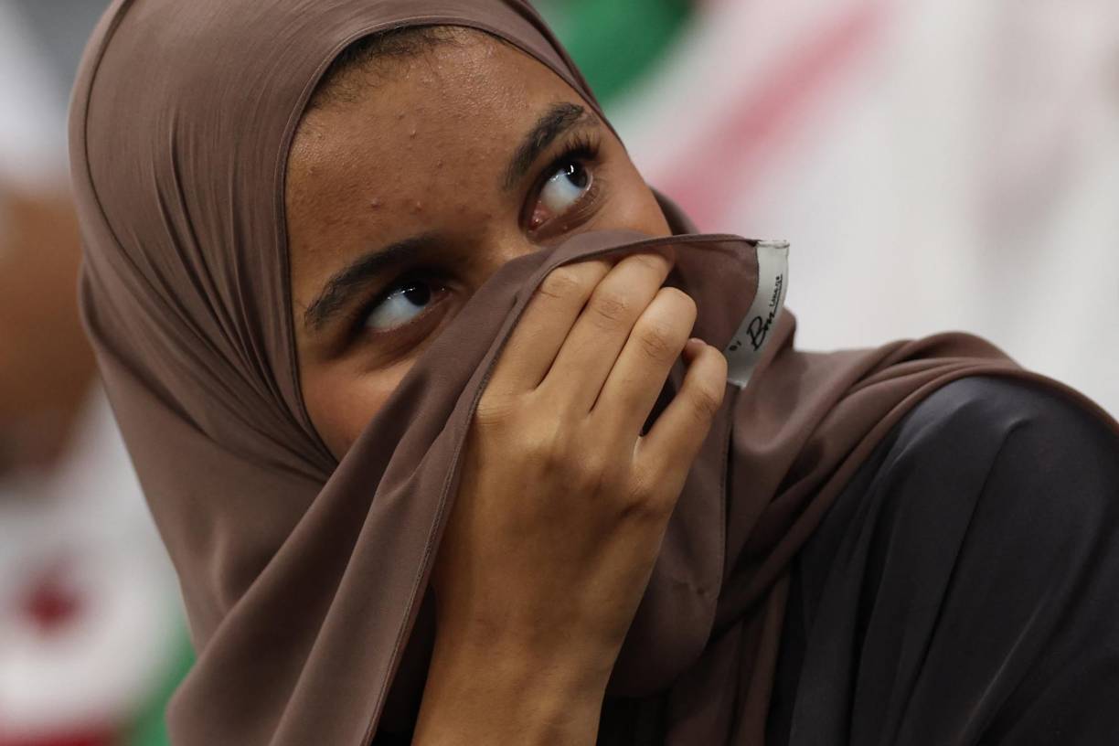 Las chicas de Qatar son reconocidas por su vestimenta y belleza.