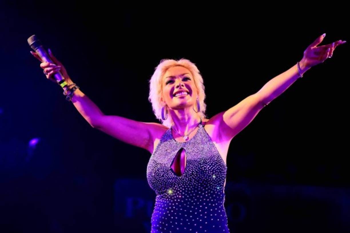 La cantante de 'Sola con mi soledad' sigue dando conciertos alrededor del mundo.