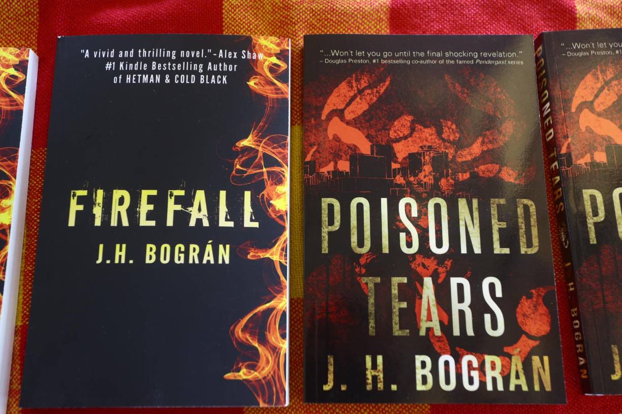 Incluso libros en inglés fueron expuestos en la Fiesta del Libro Hondureño. Su autor es hijo de Waldina Bográn, también escritora exponente en este evento cultural. 