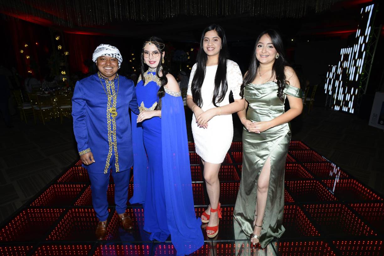 Austin Alemán, Marlin León, Ivonne Inestroza y Abigaíl Corrales